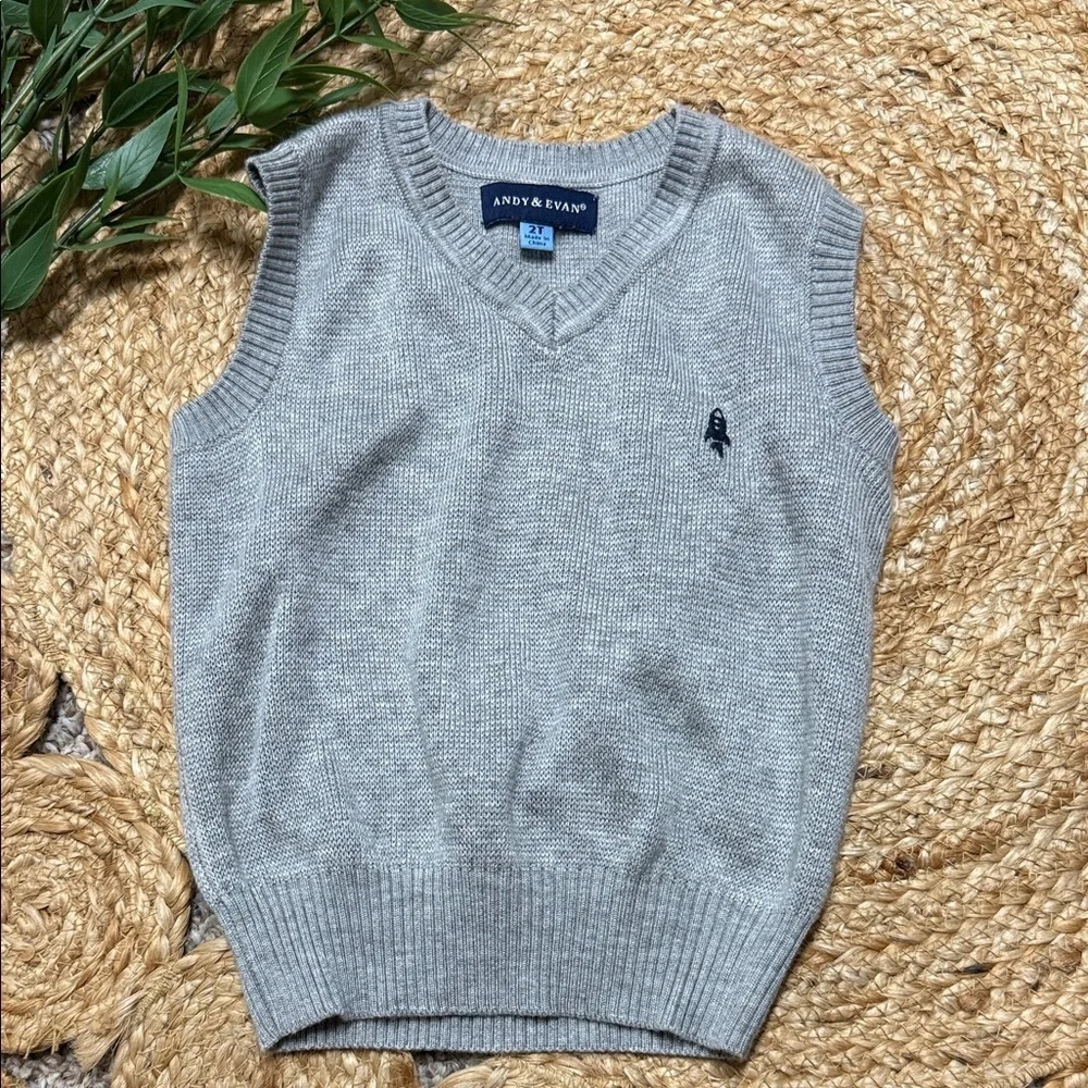 Andy & Evan Ultra Soft Heather Gray Vest. Size 2T